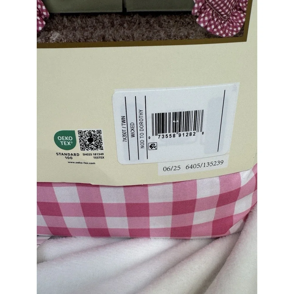 Wicked: For Good x Katie Kime Twin Comforter And Sham Set Pink And White New